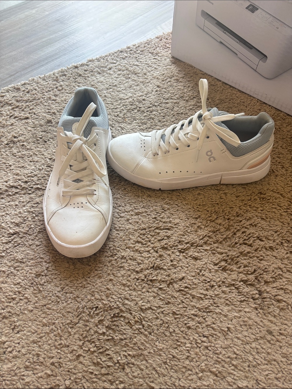 On Running Womens White Low-Top Sneakers